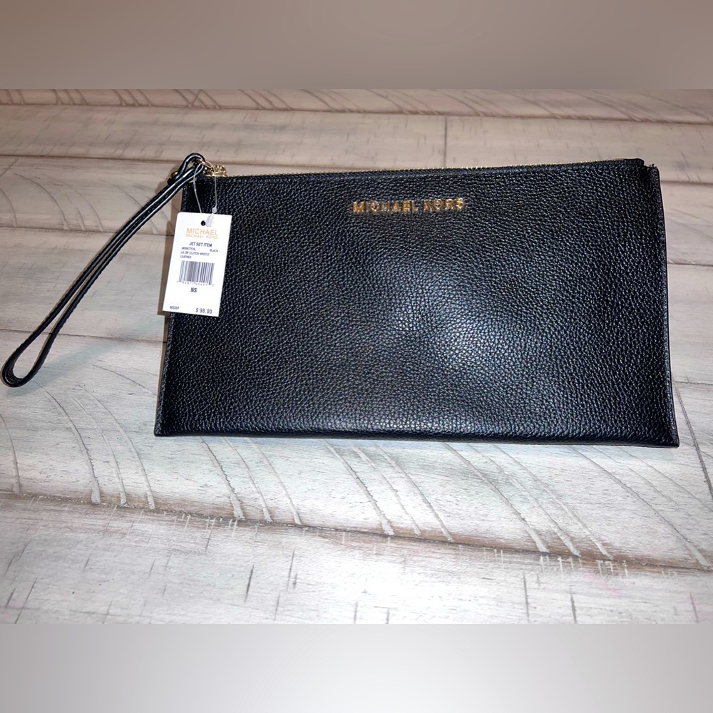 Michael Kors “Jet Set” large zip black leather wristlet NWT